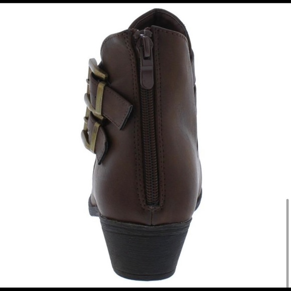 Brown Dual Buckle Boots - Picture 2 of 3